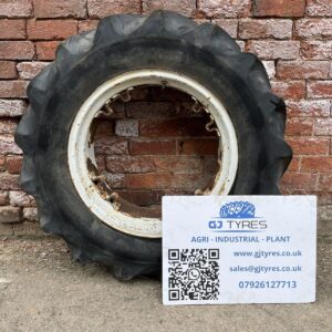 Goodyear Super Traction Radial 12.4R24 (320/85R24) tyre & rim