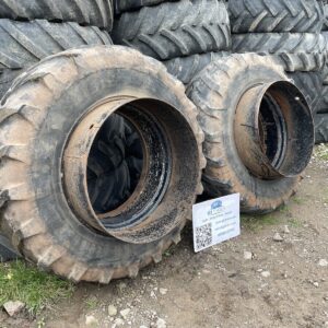 Michelin Agribib 20.8R38 (520/85R38) Stocks dual wheels with clamps