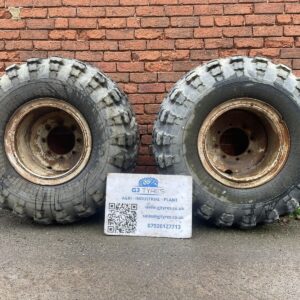 Dneproshina 1300×530-533 8 stud wheels