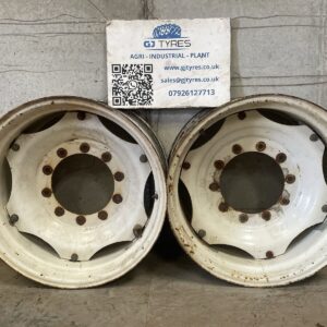 Titan 15×28 10 stud Renault rims