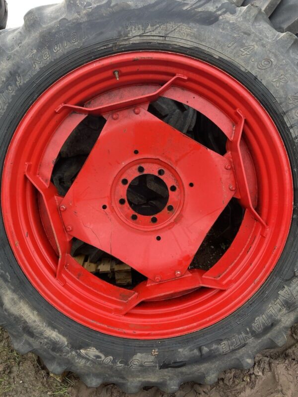 14.9R46 (380/90R46) 8 stud & 380/85R30 (14.9R30) 10 stud Fendt row crop wheels - Image 11