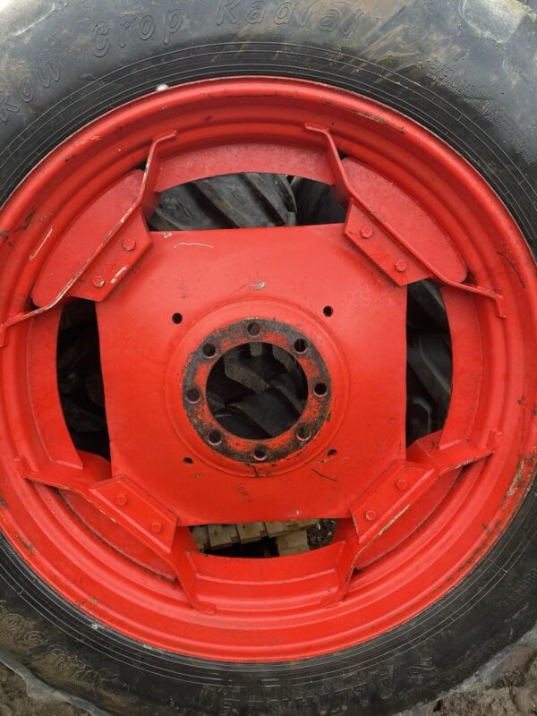 14.9R46 (380/90R46) 8 stud & 380/85R30 (14.9R30) 10 stud Fendt row crop wheels - Image 12