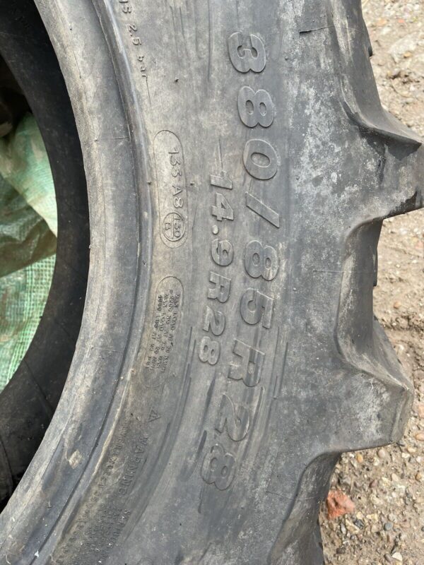 Kleber Traker 380/85R28 (14.9R28) - Image 8