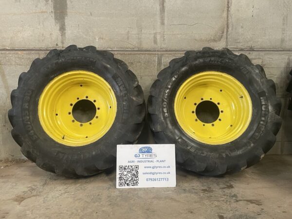 Michelin Multibib 540/65R30 10 stud John Deere wheels