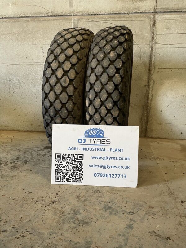 Armstrong Torc-Trac 12.4-28 (320/85-28) turf tyres