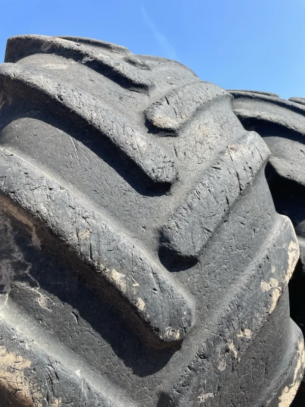 Michelin Axiobib IF 620/75R30 - Image 4