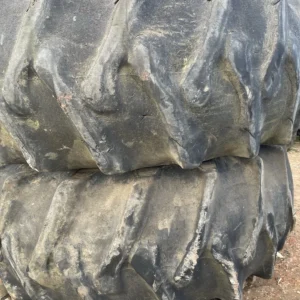 Firestone All Traction Field & Road 24.5-32