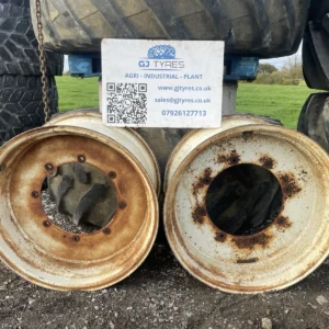 Fieldens 15×28 8 stud New Holland rims