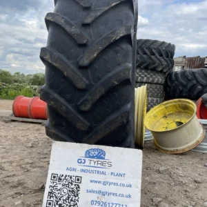 BKT Agrimax RT765 620/70R42