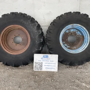 Alliance 18.4-26 8 stud Tanker/ Spreader wheels