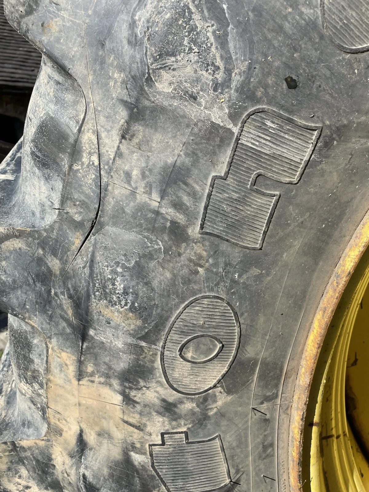 Firestone Maxi Traction IF 620/70R42 - Image 8