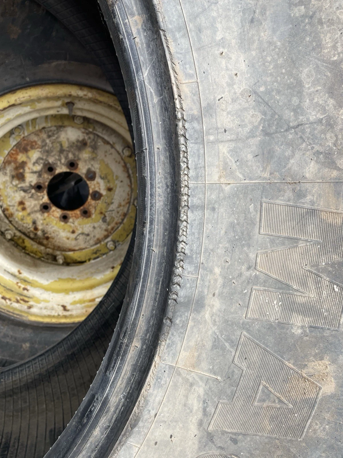 Michelin Mach X Bib 650/75R38 - Image 10