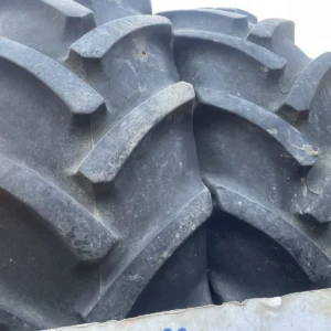Continental Contract AC85 340/85R24 (13.6R24)